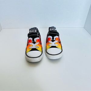 Low top Converse with flames. Size kids 10.